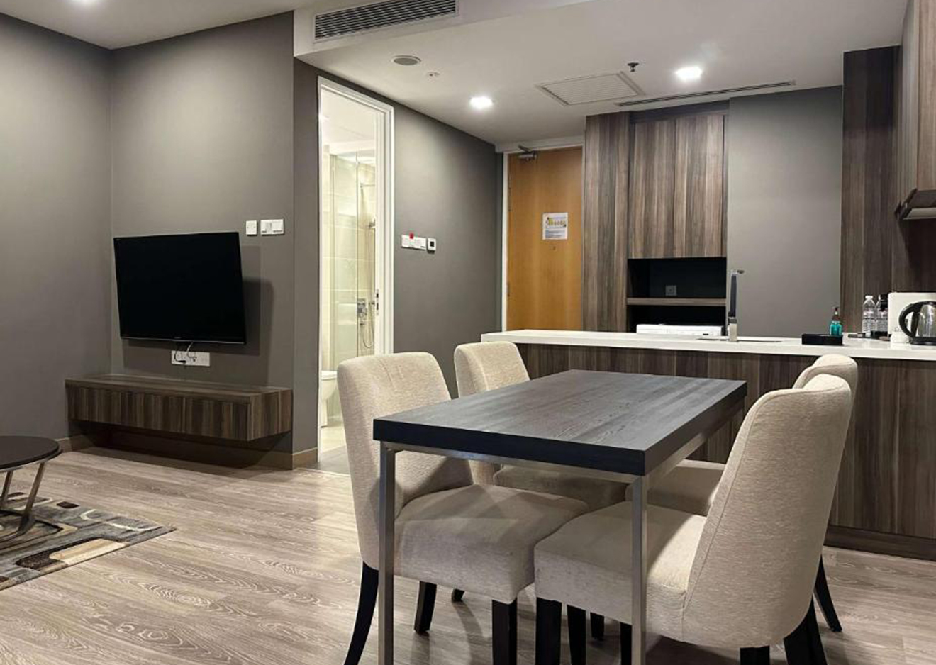 hotel-img