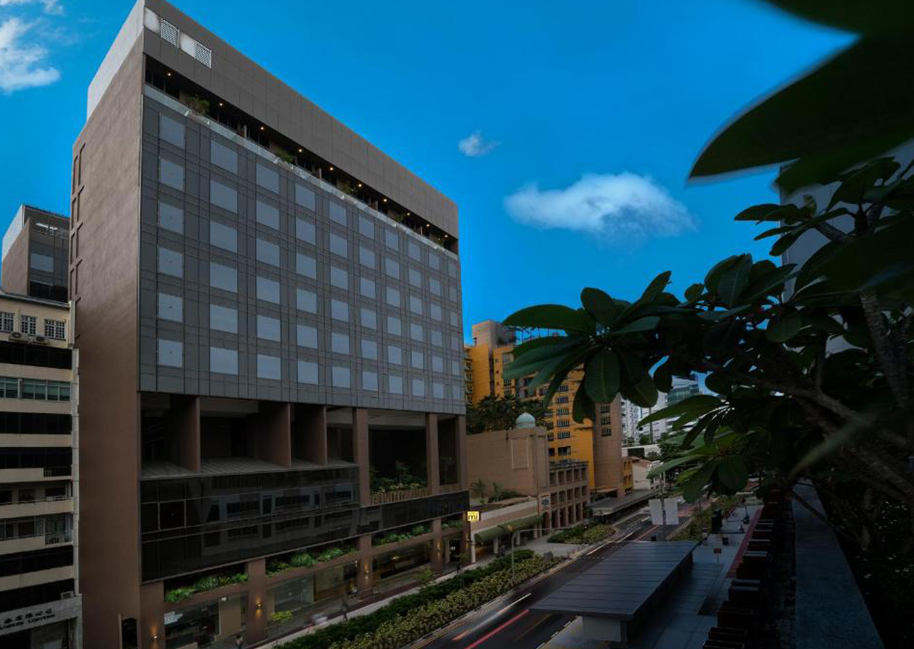 hotel-img
