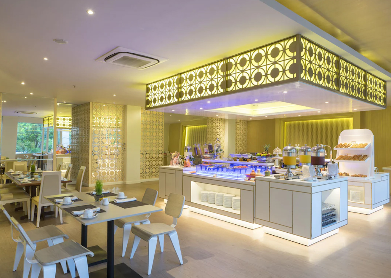 hotel-img