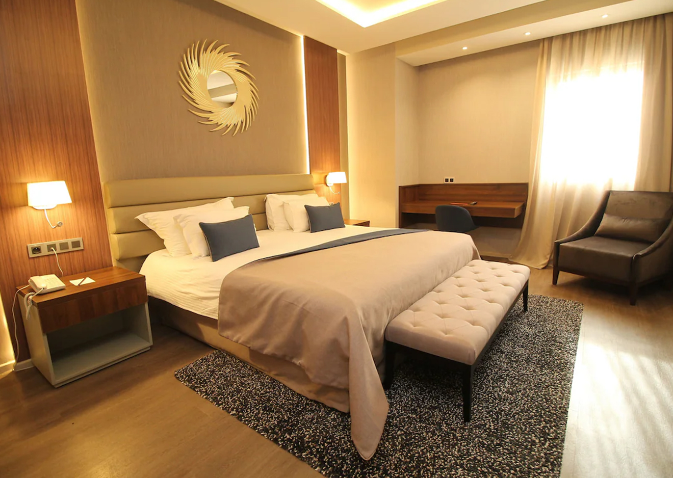 hotel-img