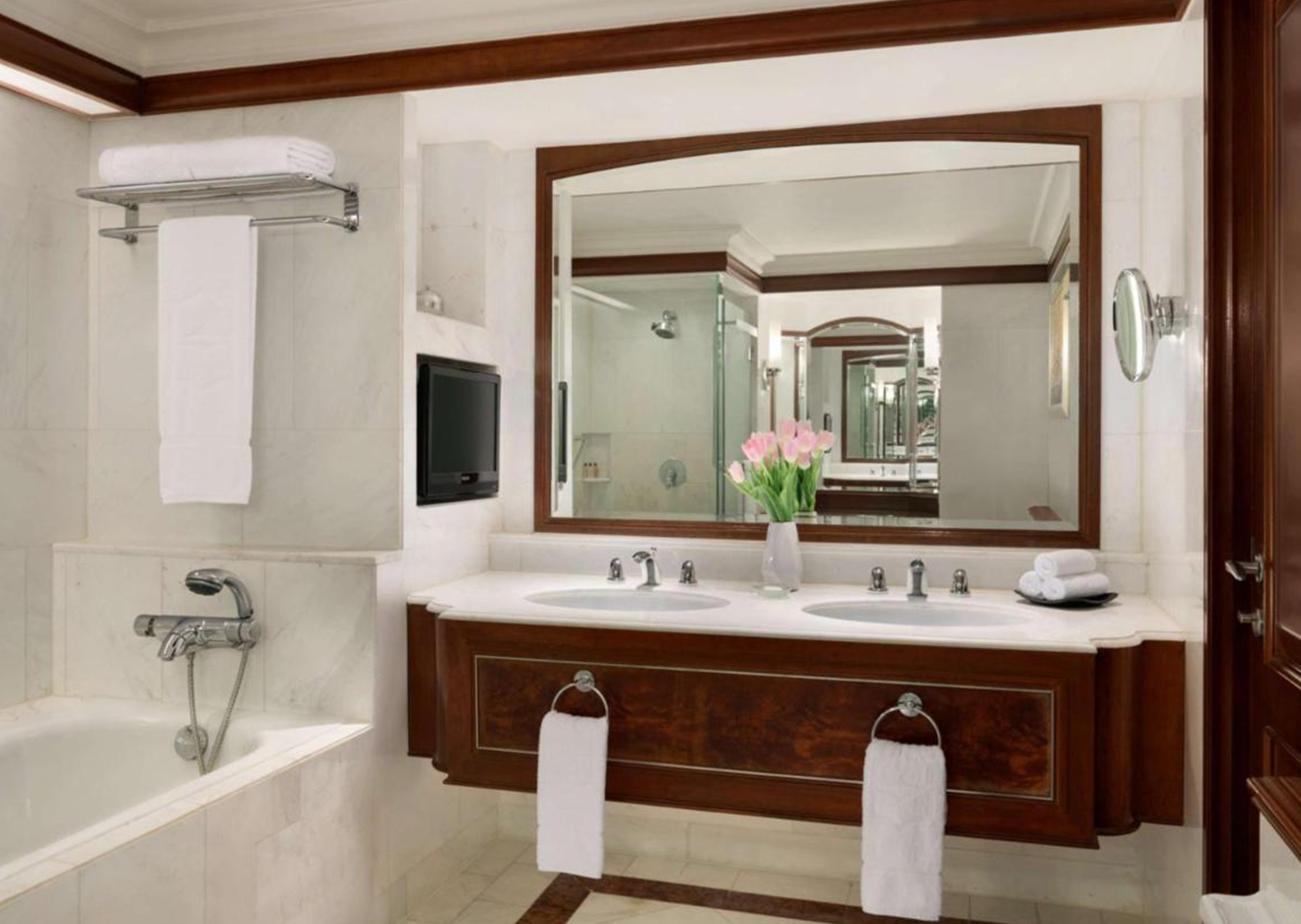 hotel-img