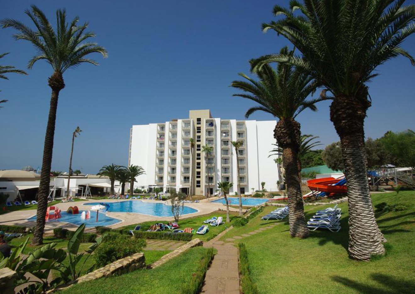 hotel-img