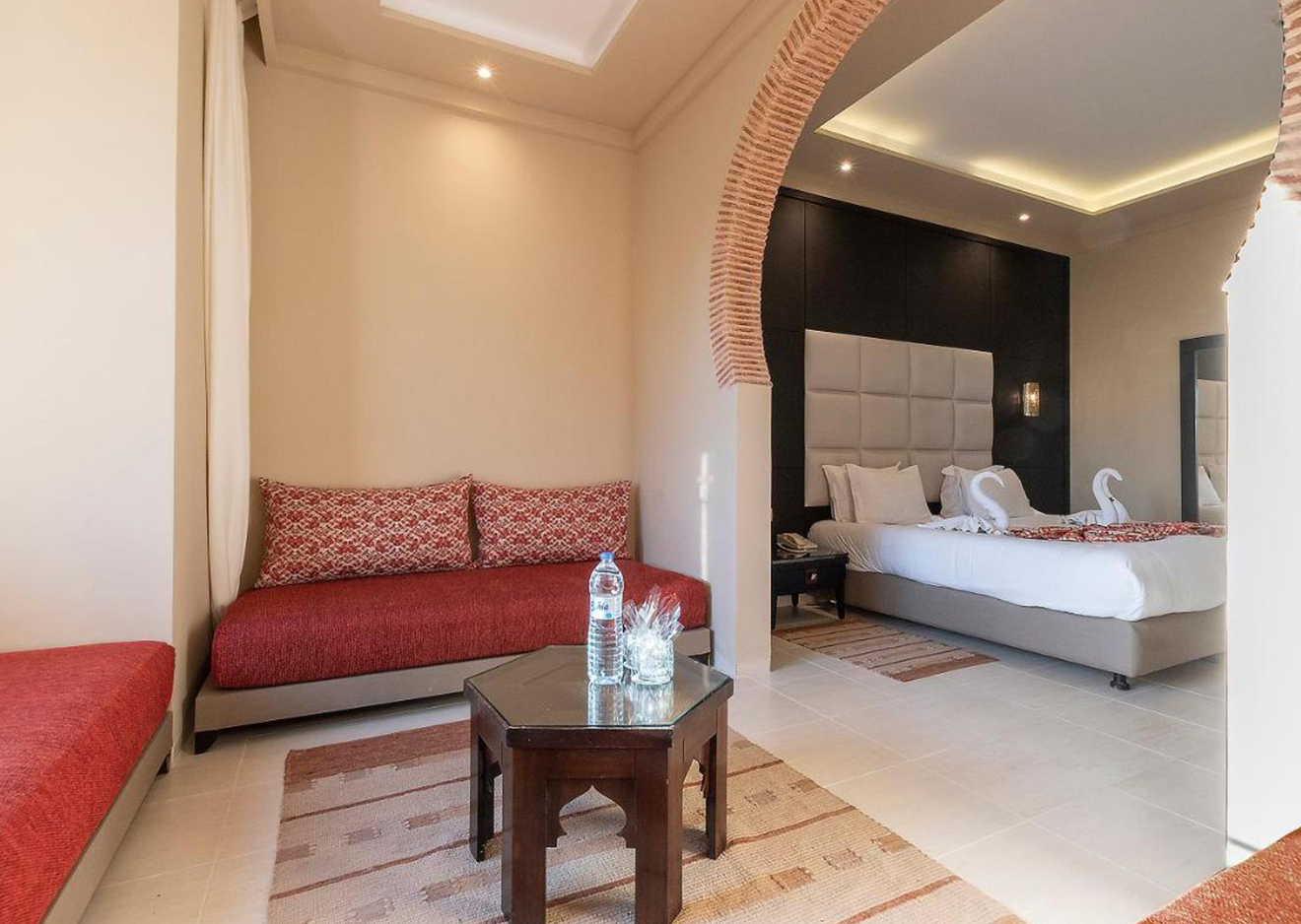 hotel-img