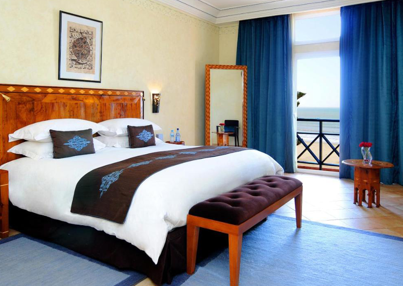 hotel-img