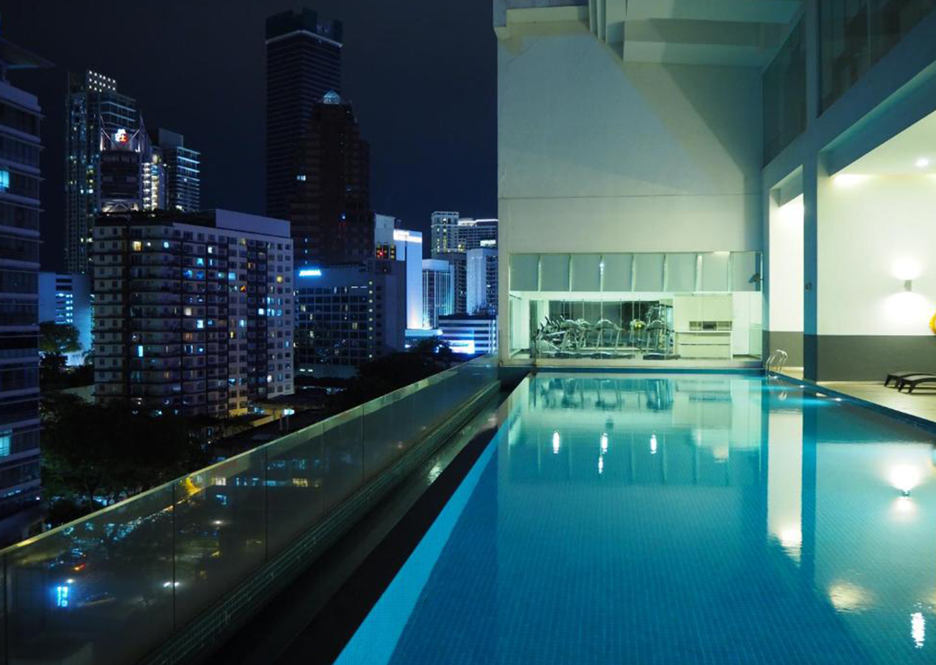 hotel-img