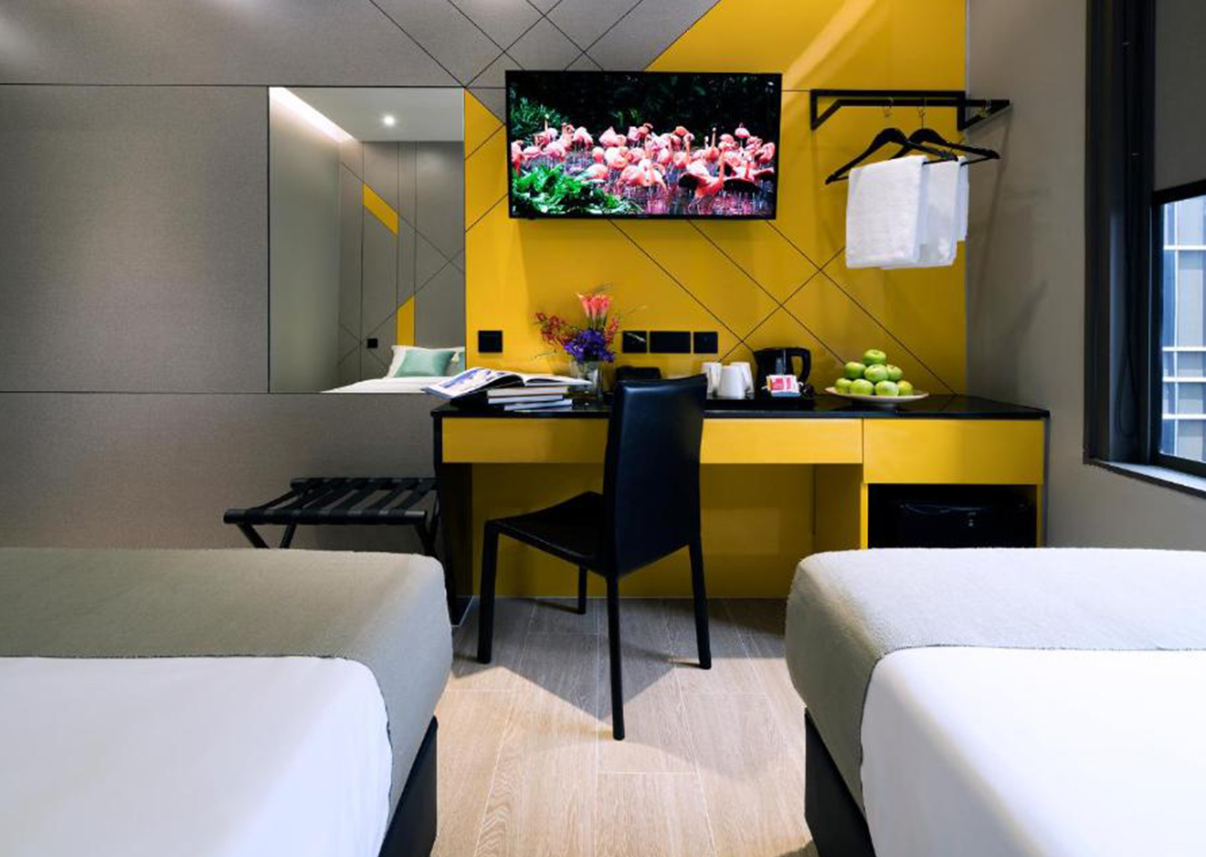 hotel-img