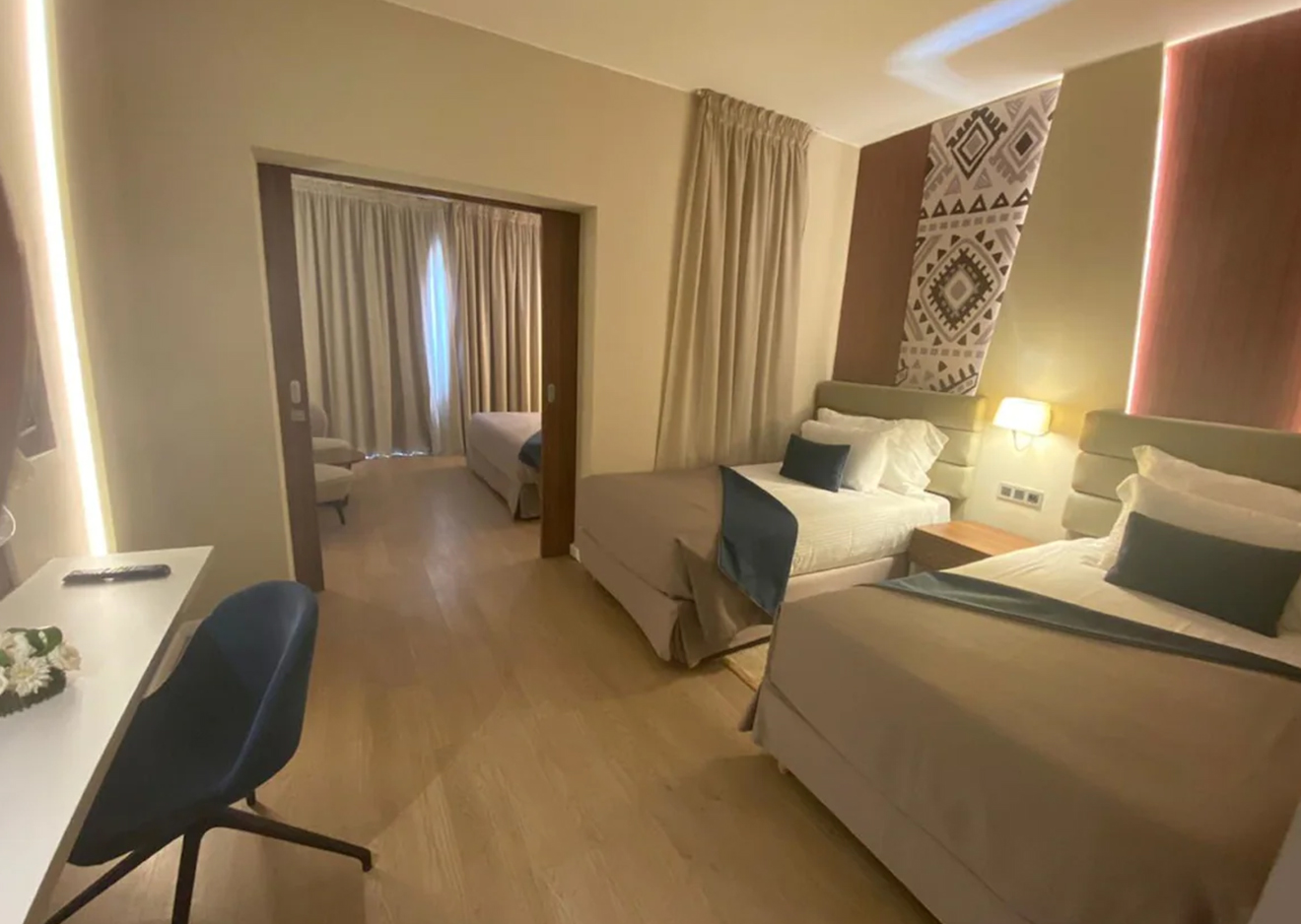 hotel-img