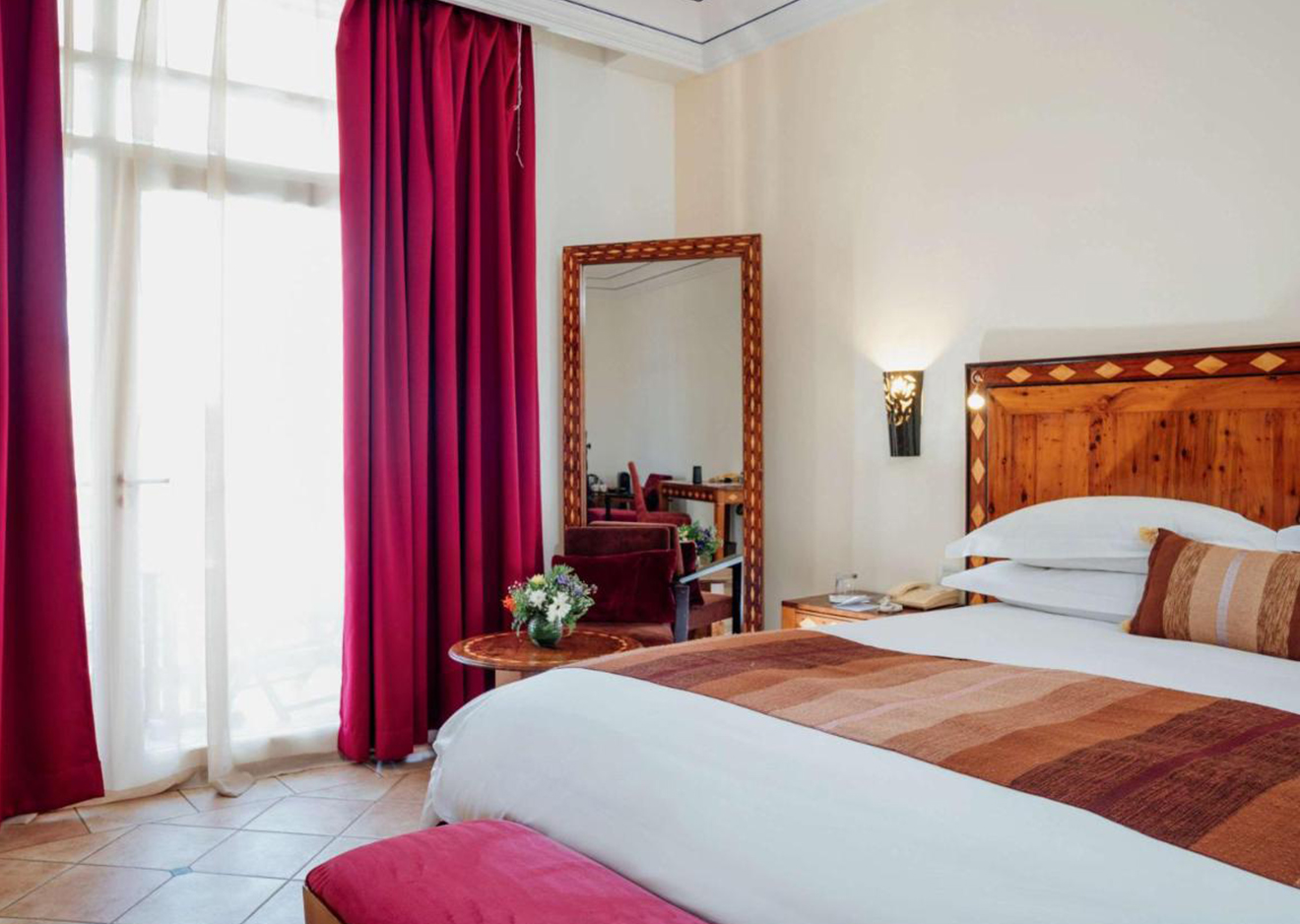 hotel-img