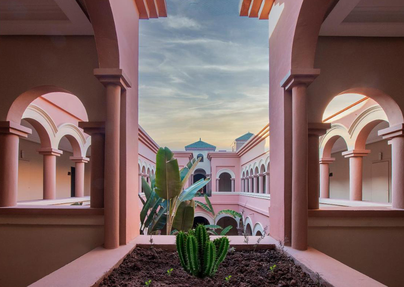 hotel-img