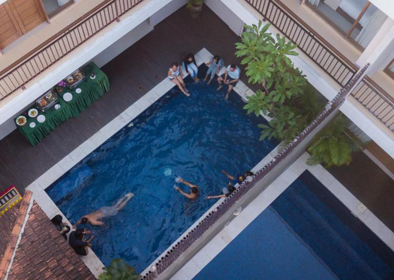 hotel-img