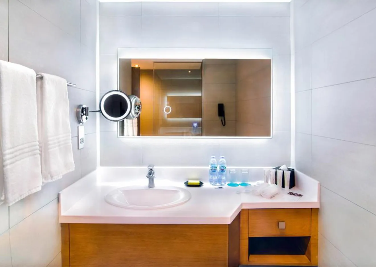 hotel-img