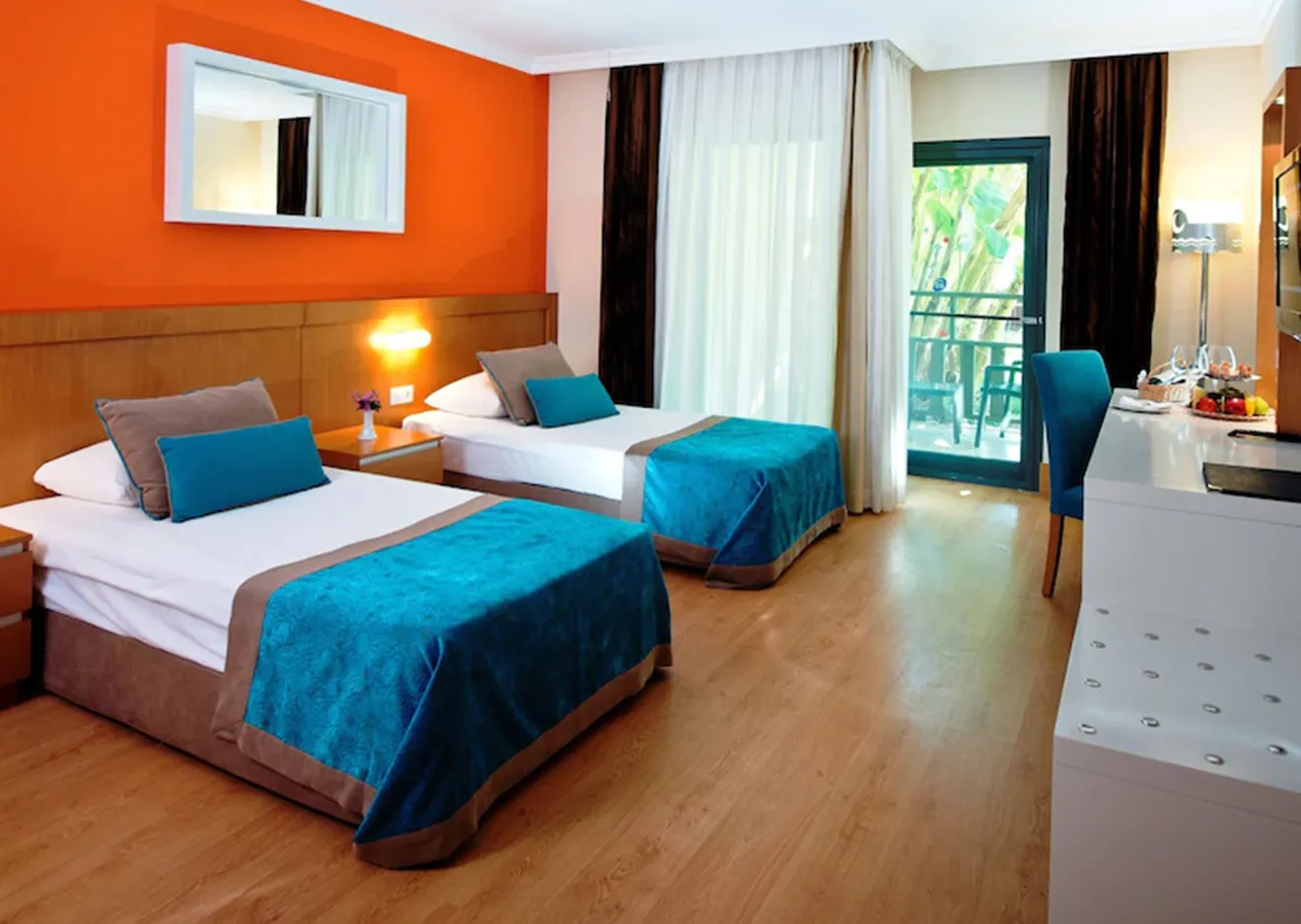 hotel-img