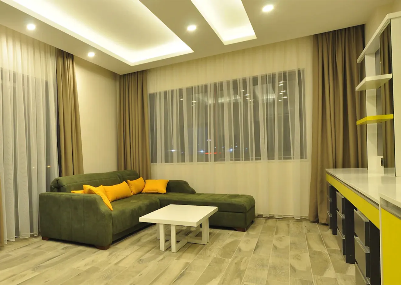 hotel-img