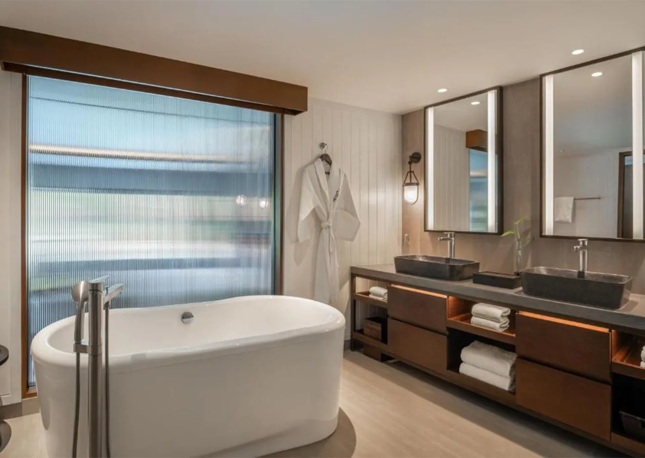hotel-img