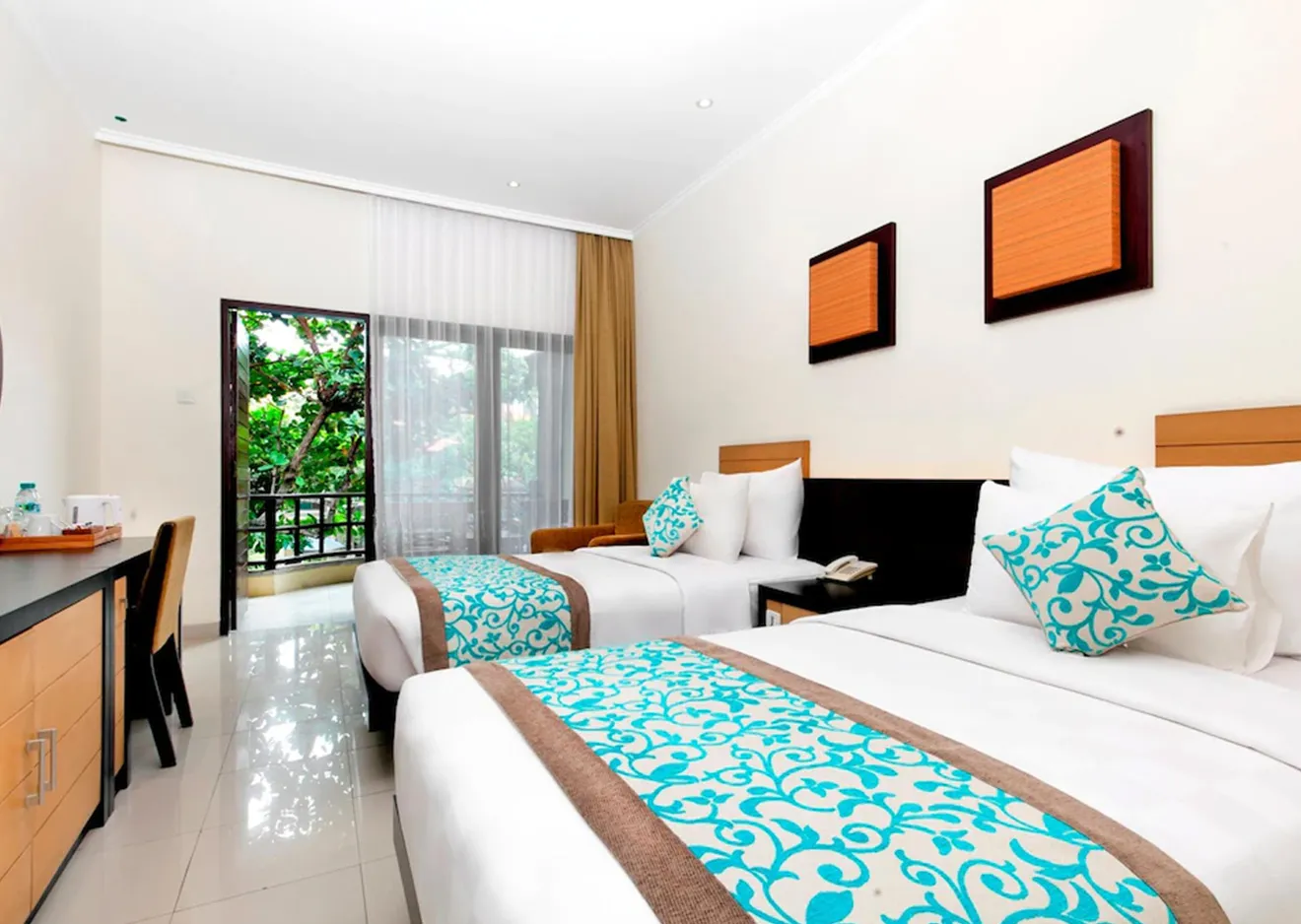 hotel-img