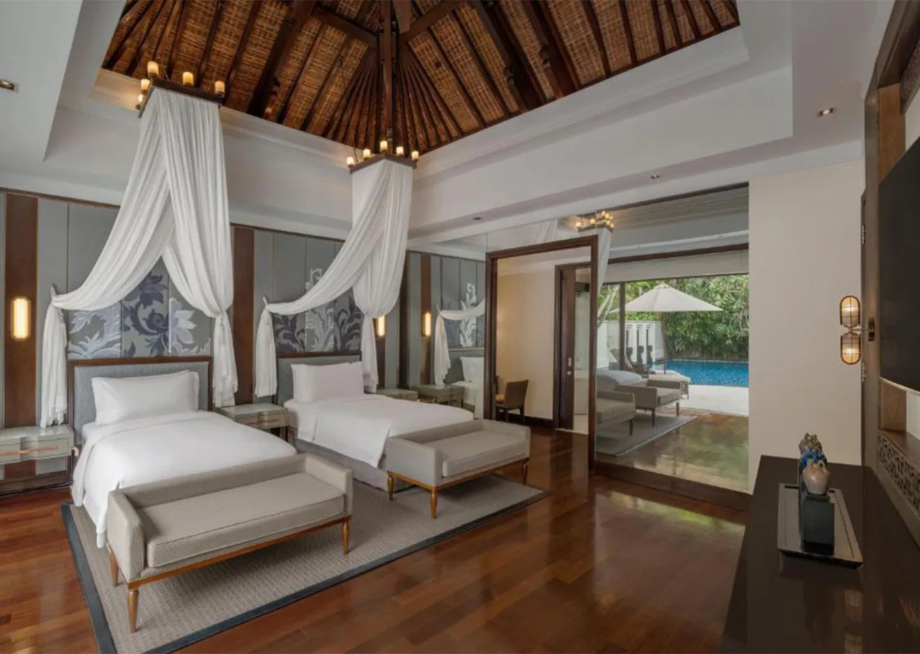 hotel-img