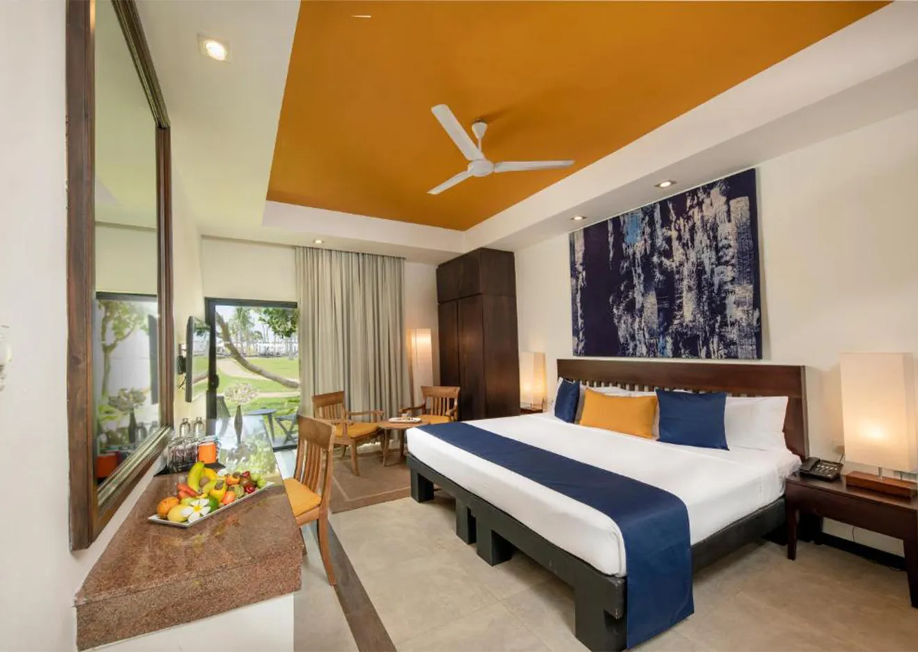 hotel-img