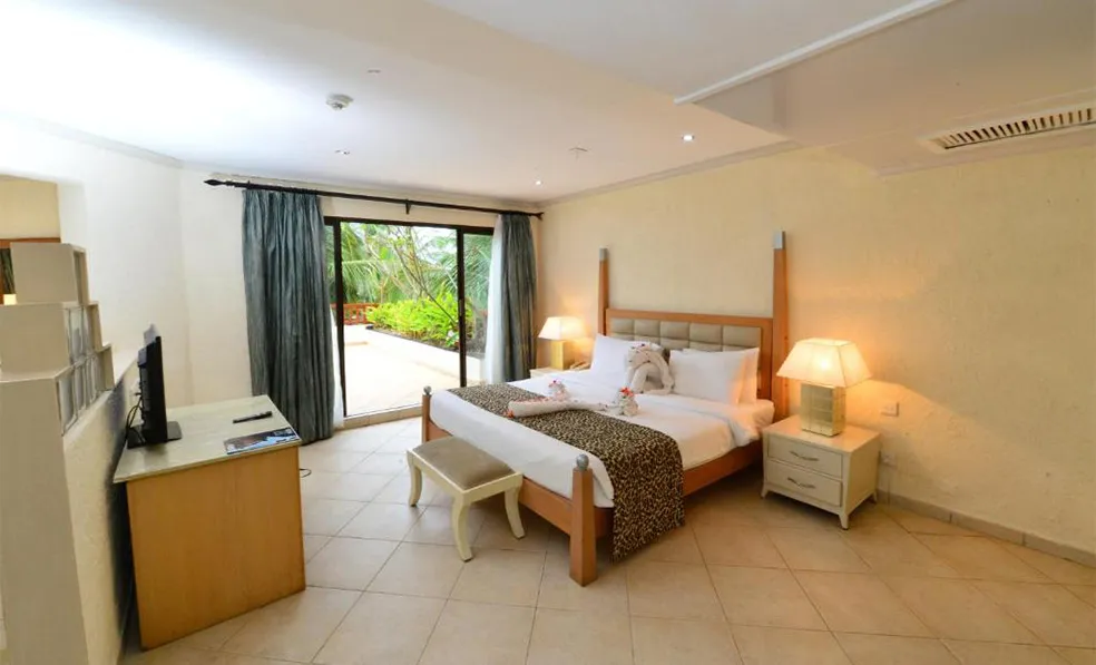 hotel-img