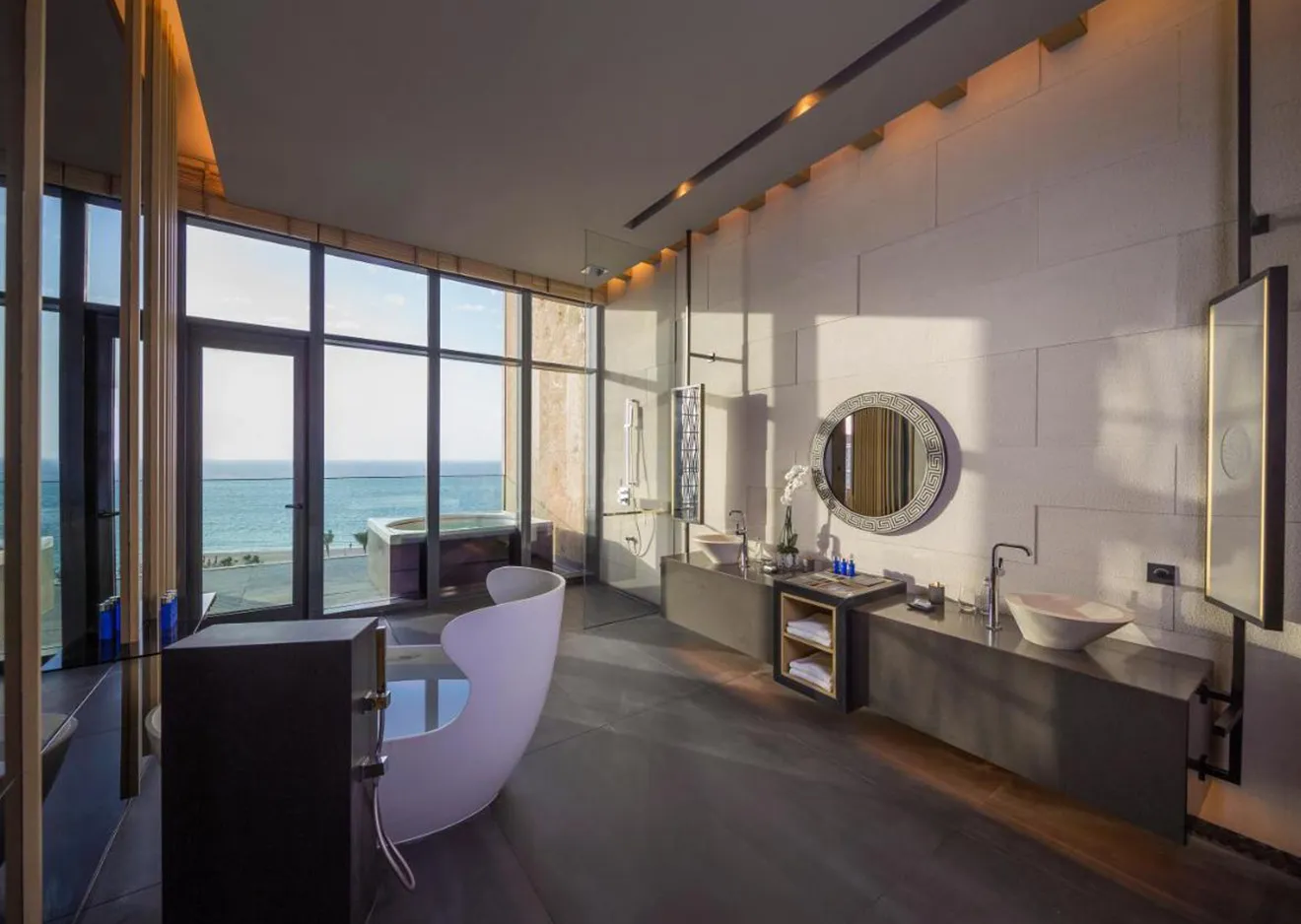 hotel-img