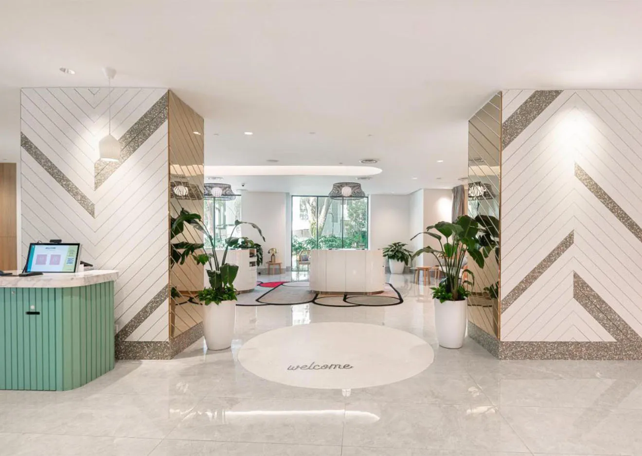 hotel-img