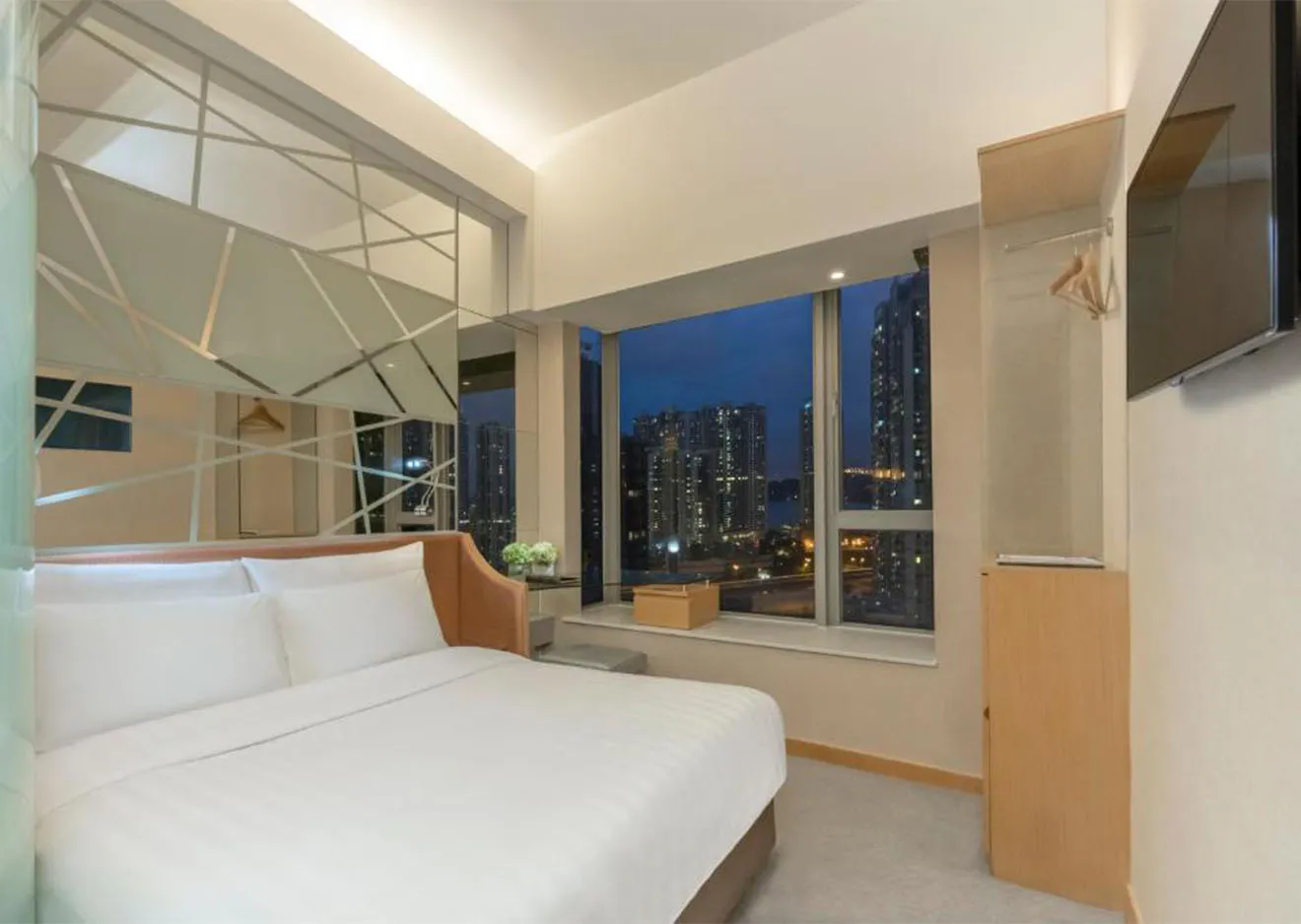 hotel-img