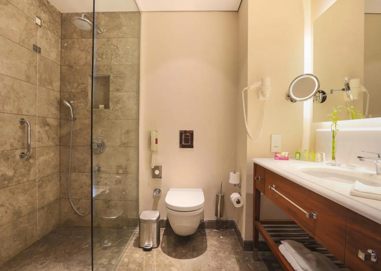 hotel-img