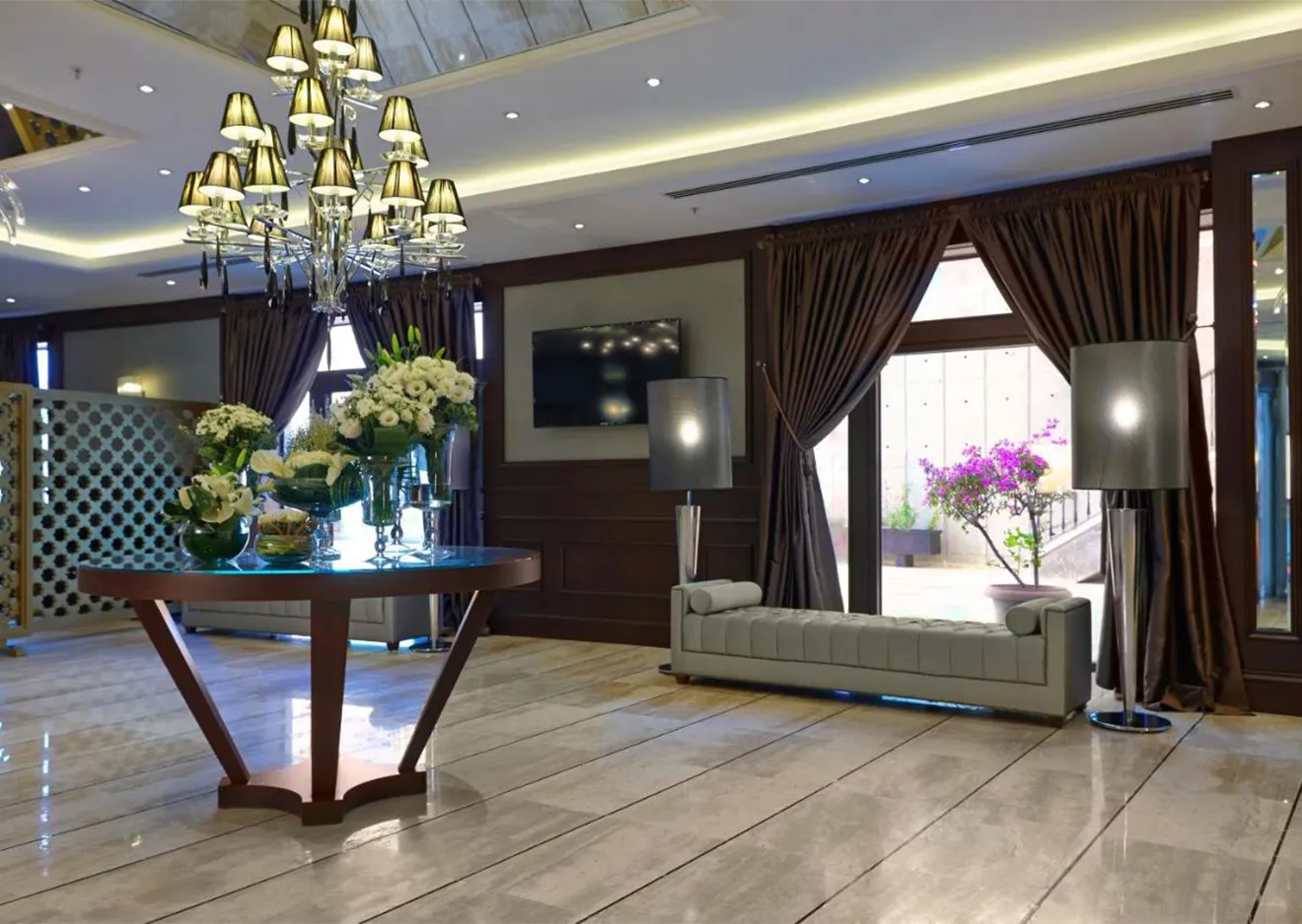 hotel-img