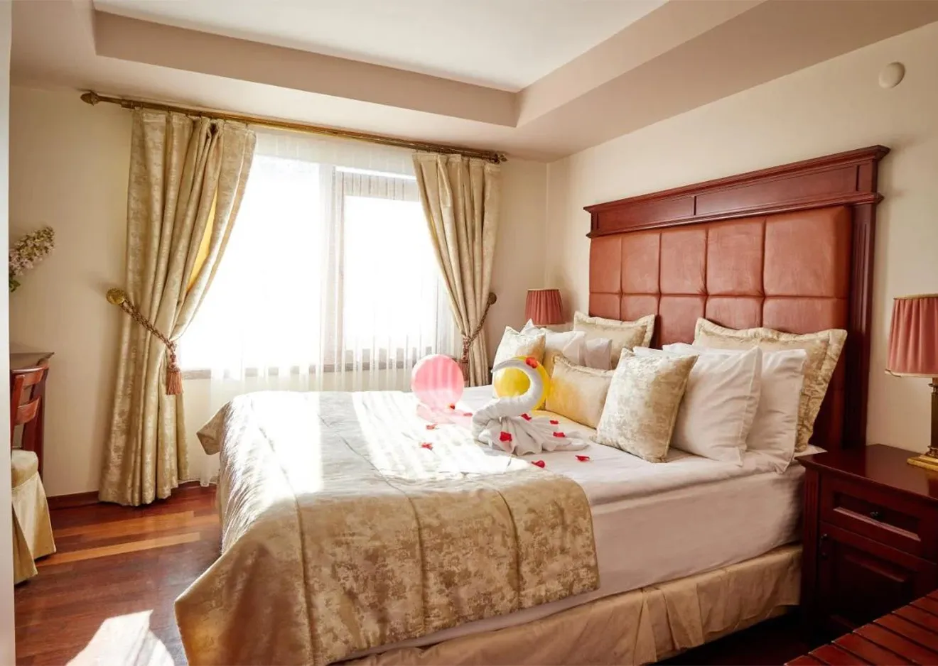 hotel-img