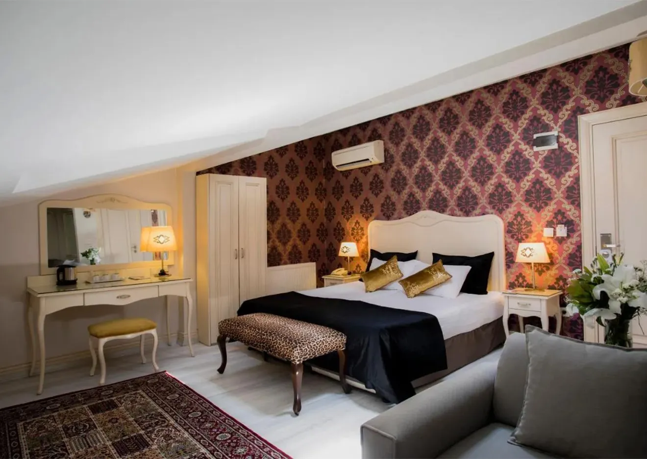 hotel-img