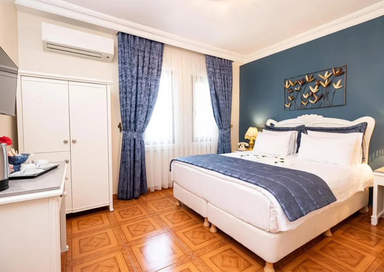 hotel-img