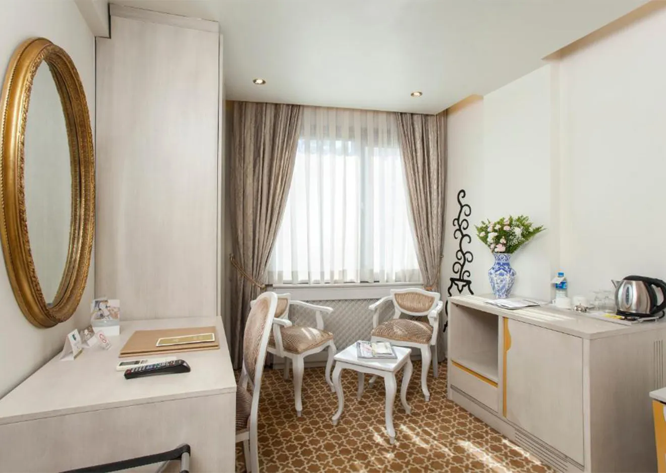 hotel-img