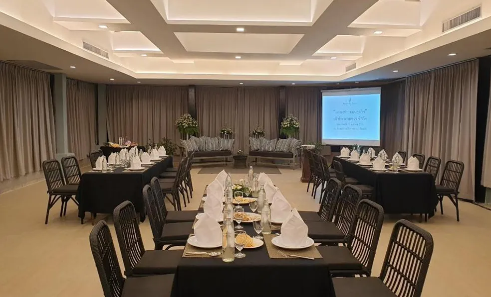 hotel-img