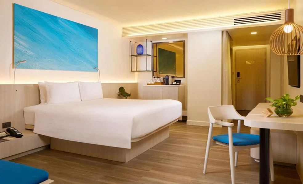 hotel-img