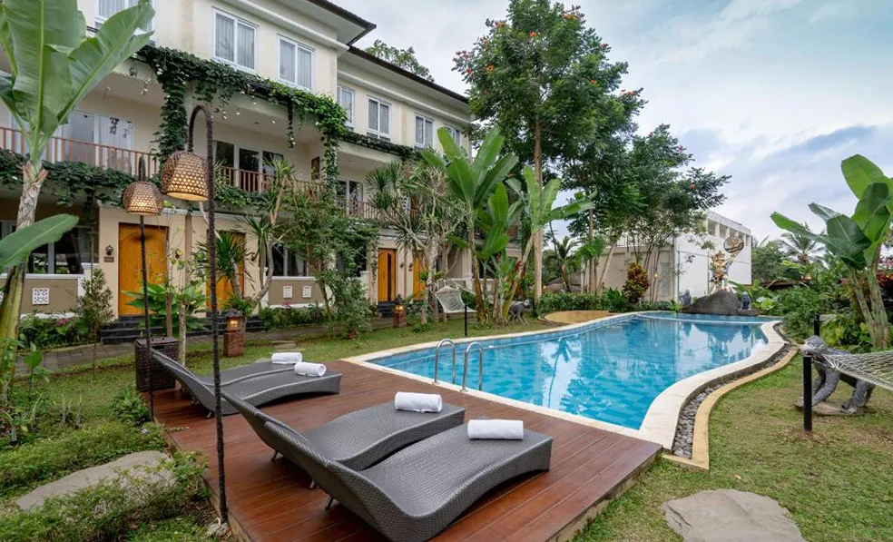hotel-img