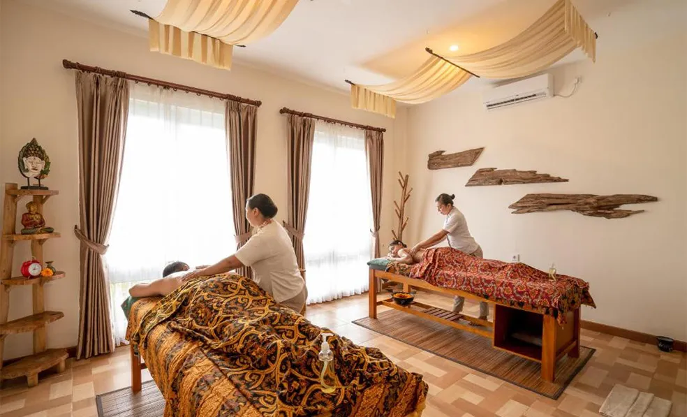 hotel-img
