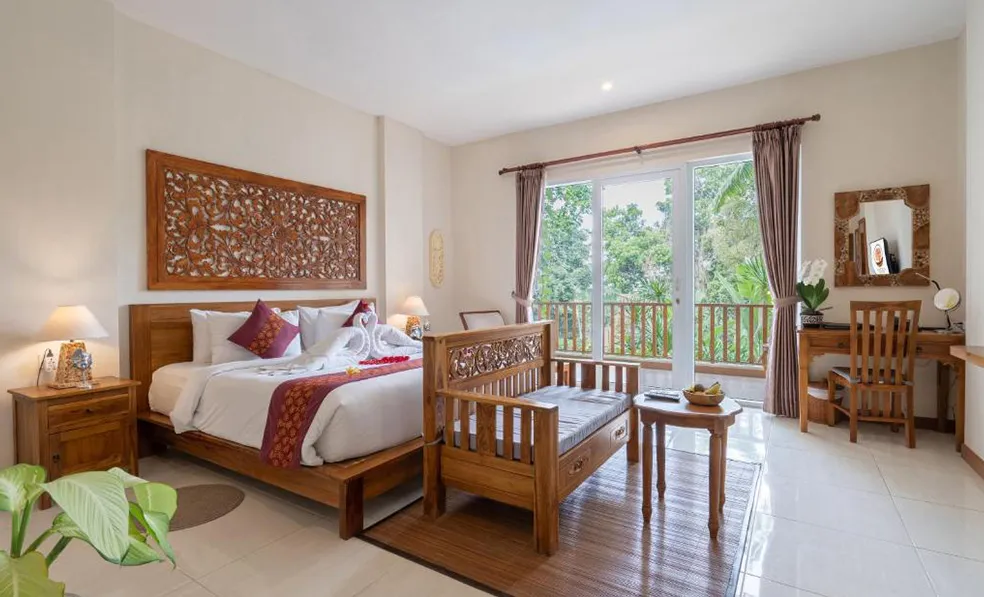 hotel-img