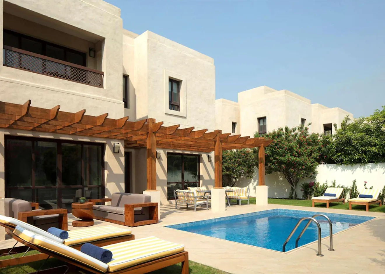 hotel-img